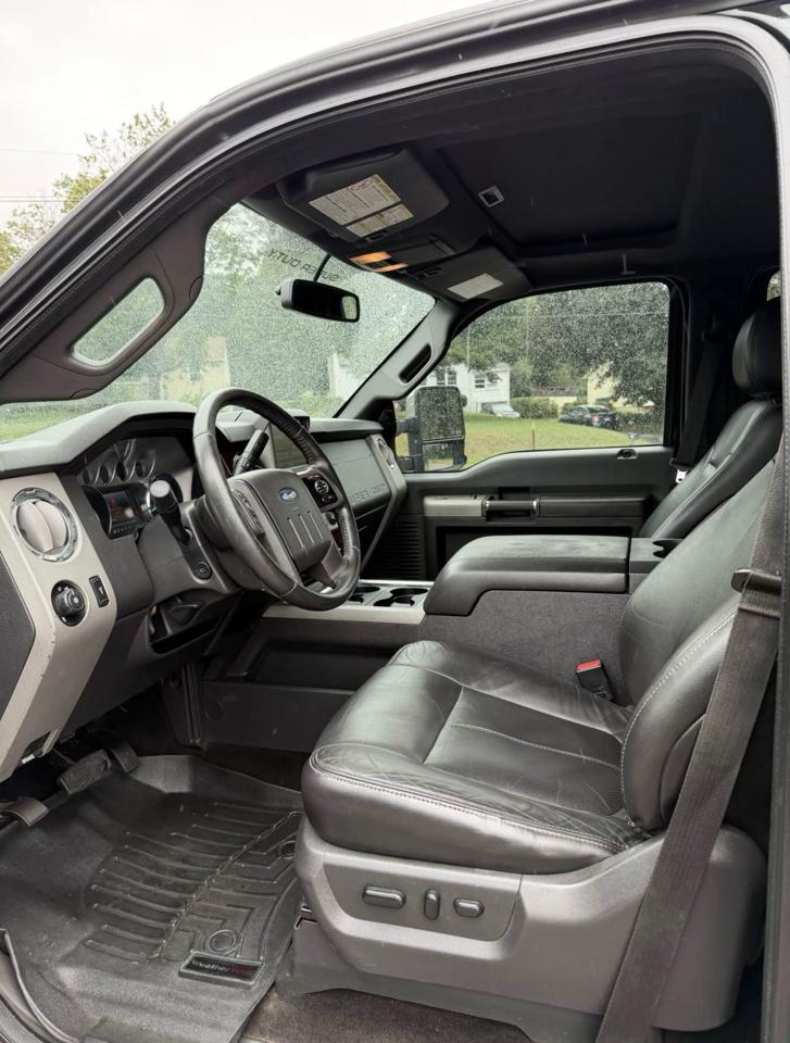 Ford F-350 SD Lariat Crew Cab 4WD 2014