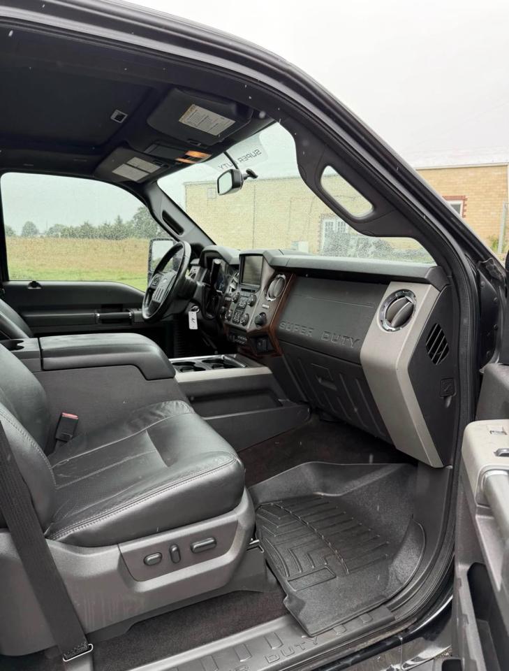 Ford F-350 SD Lariat Crew Cab 4WD 2014