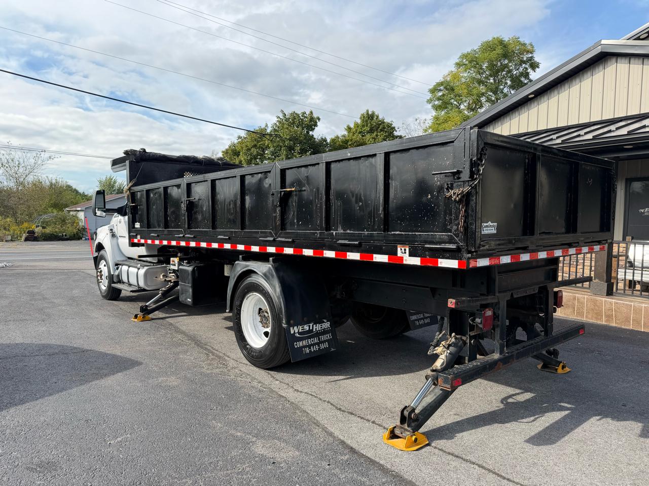 Ford F-750 Regular Cab 2WD DRW 2017
