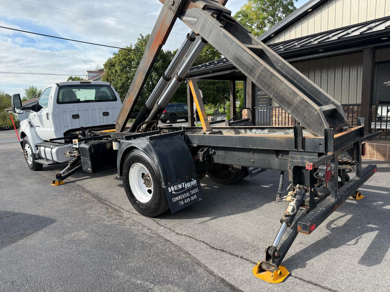 Ford F-750 Regular Cab 2WD DRW 2017