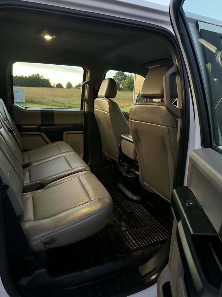 Ford F-550 Crew Cab DRW 4WD 2020
