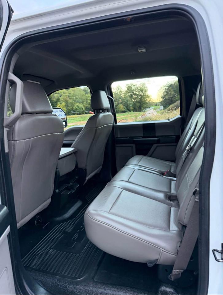 Ford F-450 SD Crew Cab DRW 4WD 2019