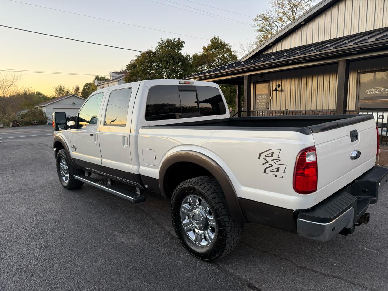 Ford F-250 SD Lariat Crew Cab 4WD 2016