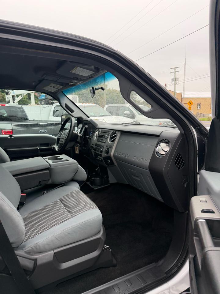 Ford F-250 SD XLT Crew Cab Long Bed 4WD 2015