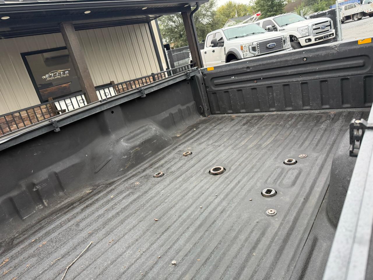 Ford F-250 SD XLT Crew Cab Long Bed 4WD 2015