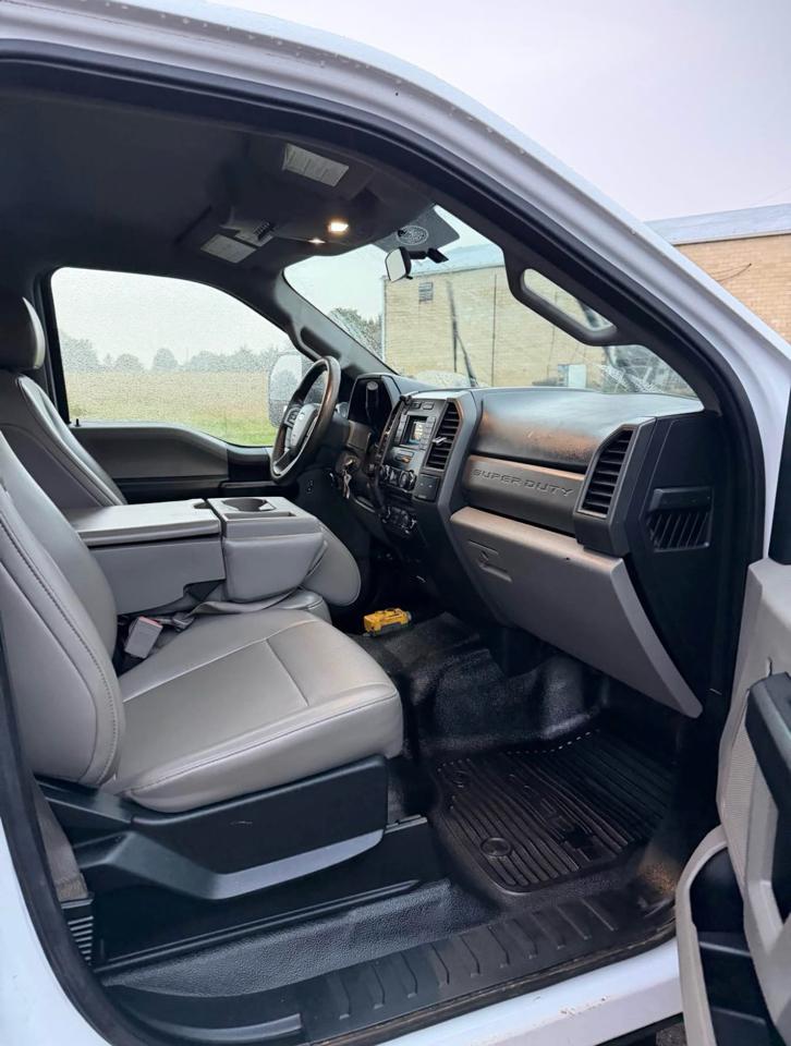 Ford F-550 Crew Cab DRW 4WD 2018