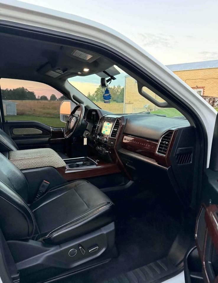 Ford F-450 SD Lariat Crew Cab DRW 4WD 2018