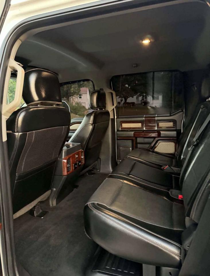 Ford F-450 SD Lariat Crew Cab DRW 4WD 2018