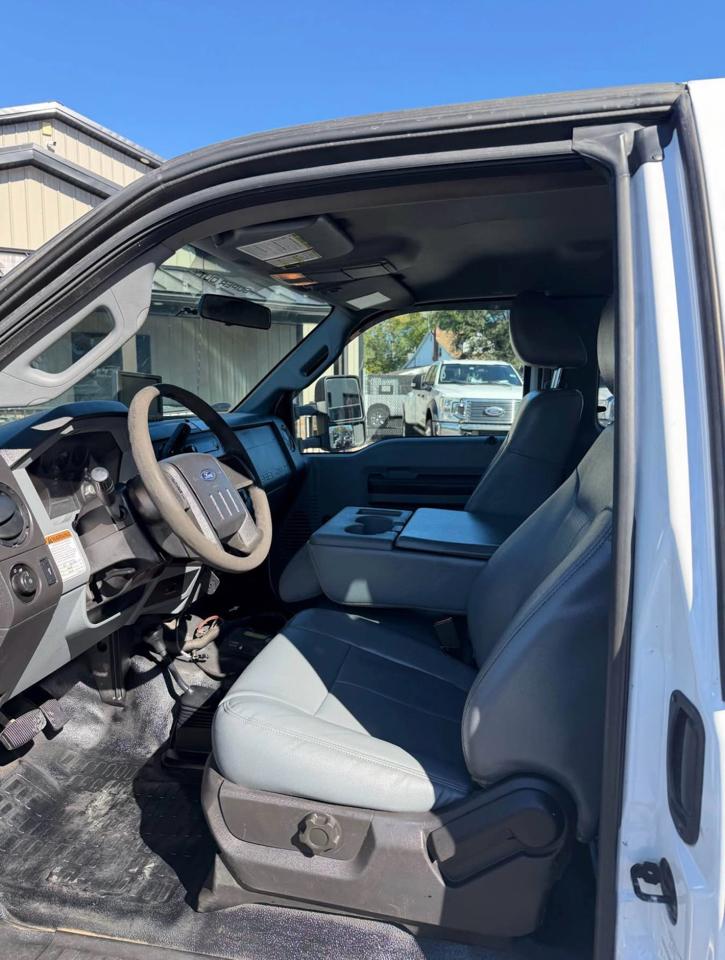 Ford F-550 SuperCab DRW 4WD 2016