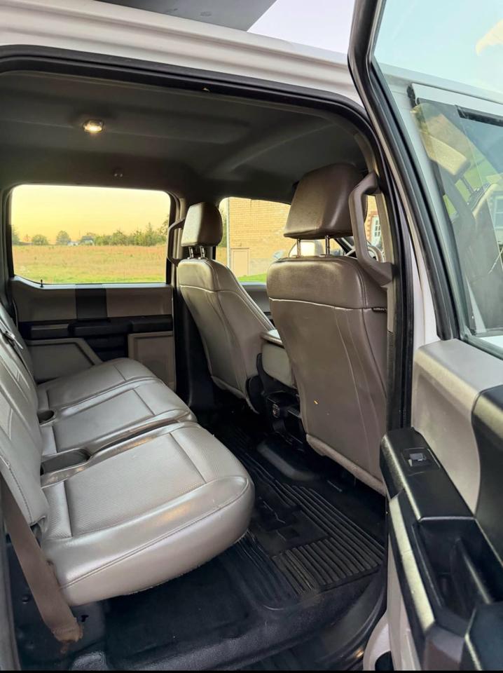 Ford F-550 Crew Cab DRW 4WD 2017
