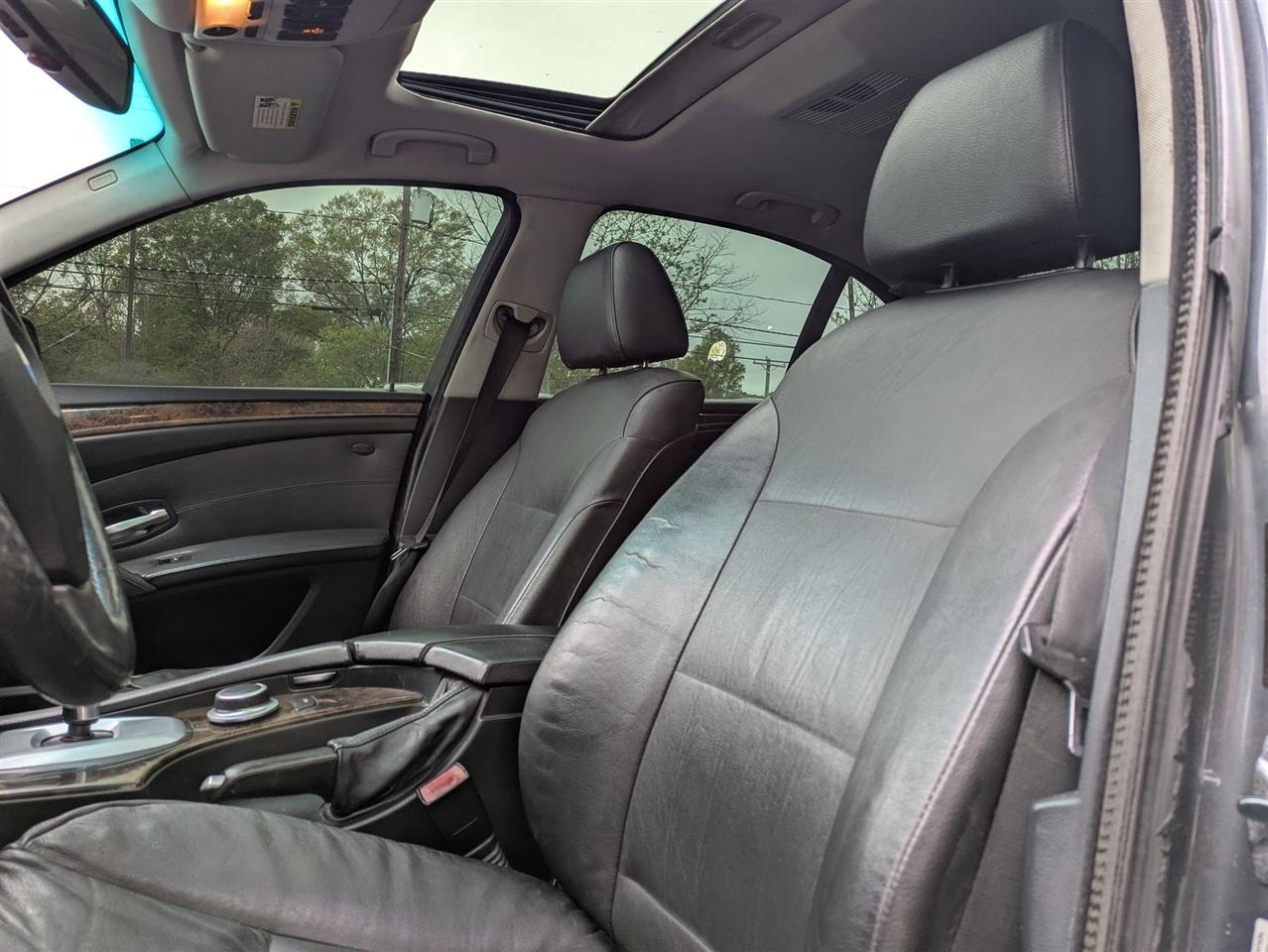 BMW 5-Series 535xi 2008