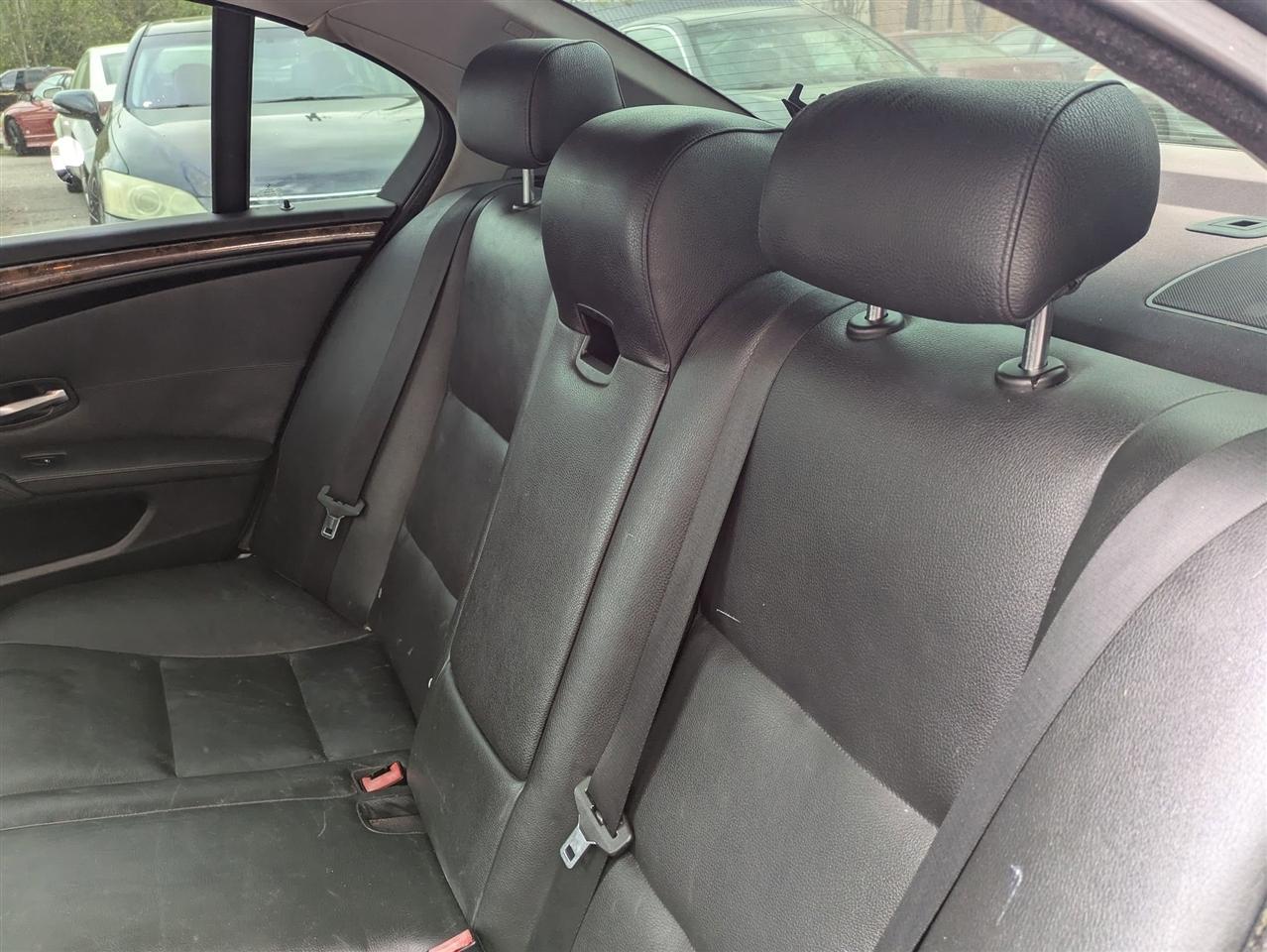 BMW 5-Series 535xi 2008