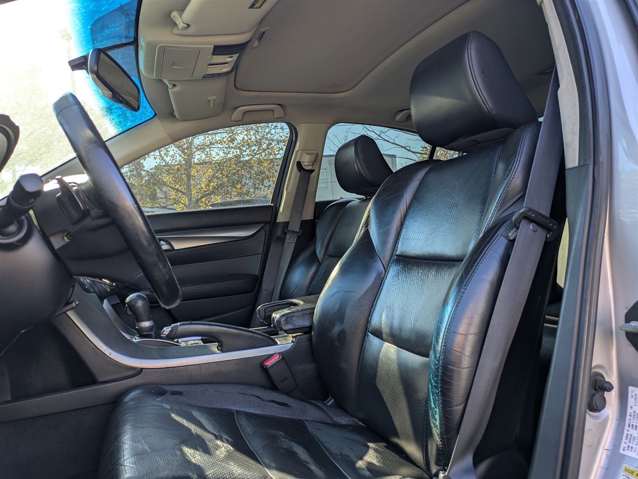 Acura TL 5-Speed AT with Tech Package 2011 Acura TL 5-Speed AT with Tech Package 2011