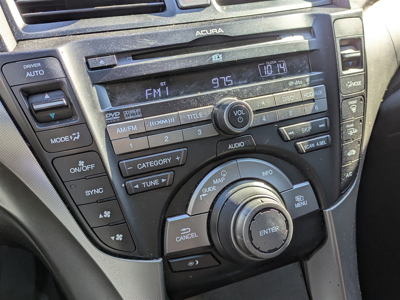 Acura TL 5-Speed AT with Tech Package 2011 Acura TL 5-Speed AT with Tech Package 2011