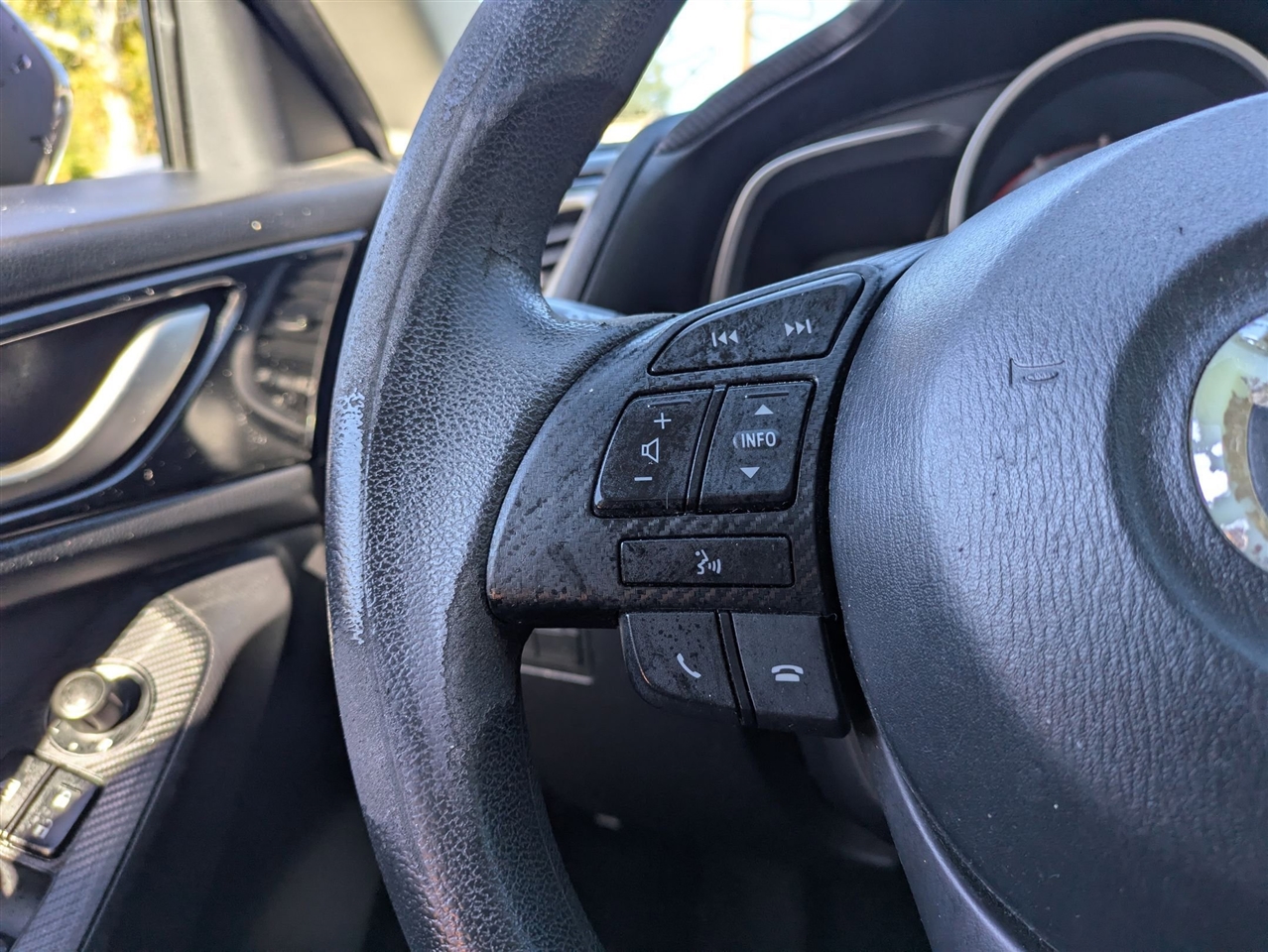 Mazda MAZDA3 i Sport AT 4-Door 2014 Mazda MAZDA3 i Sport AT 4-Door 2014