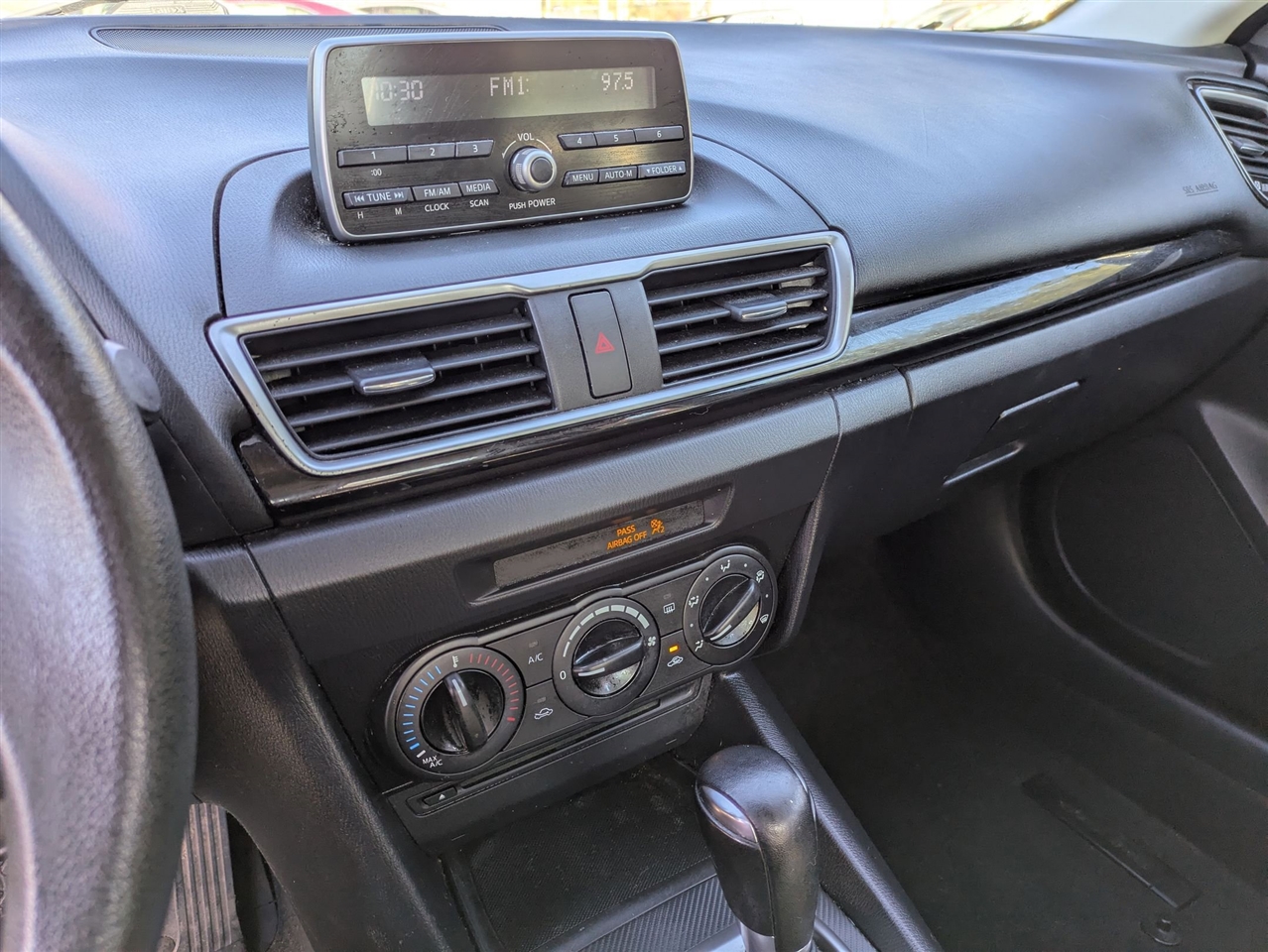 Mazda MAZDA3 i Sport AT 4-Door 2014 Mazda MAZDA3 i Sport AT 4-Door 2014