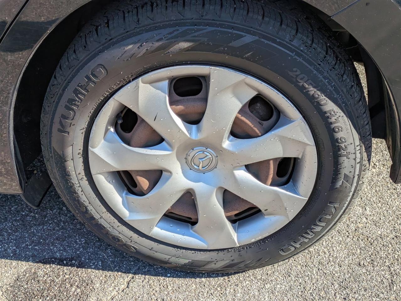 Mazda MAZDA3 i Sport AT 4-Door 2014