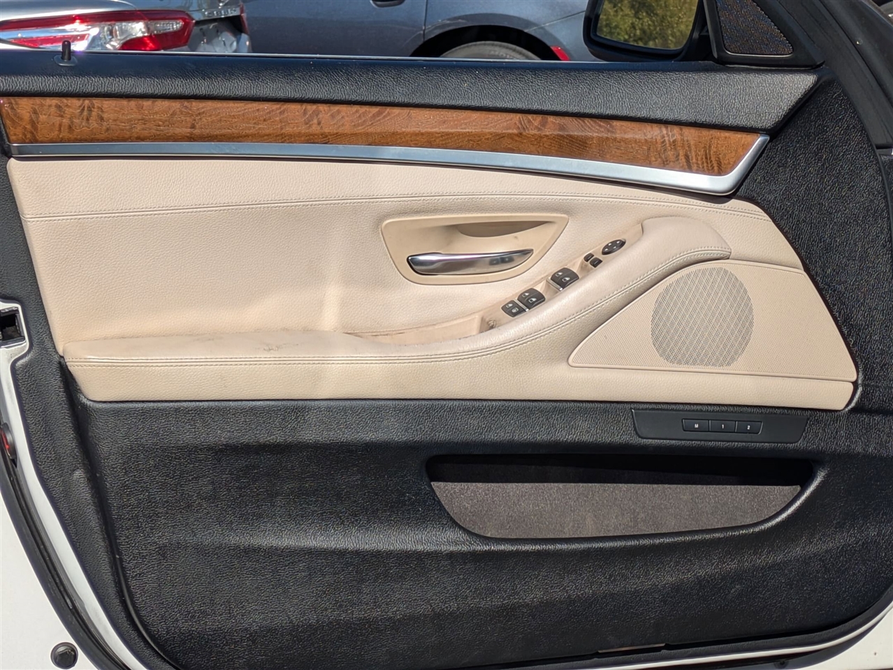 BMW 5-Series 535i 2013 BMW 5-Series 535i 2013