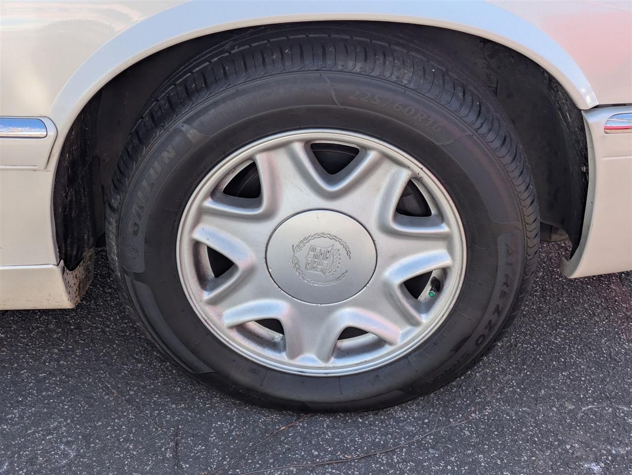 Cadillac Eldorado Base 1999