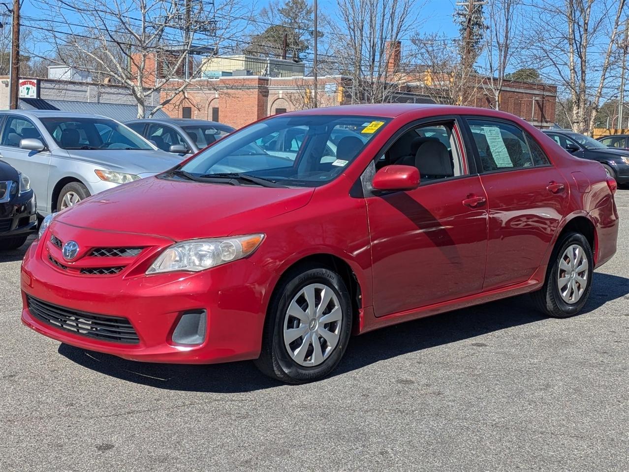 Toyota Corolla S 5-Speed MT 2011
