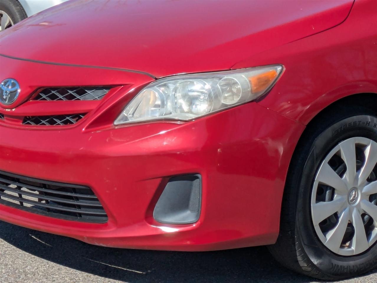 Toyota Corolla S 5-Speed MT 2011