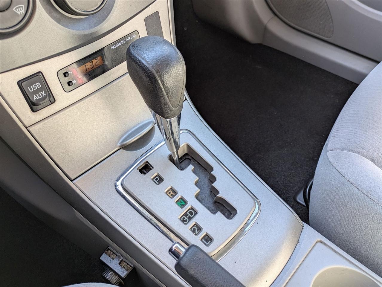 Toyota Corolla S 5-Speed MT 2011