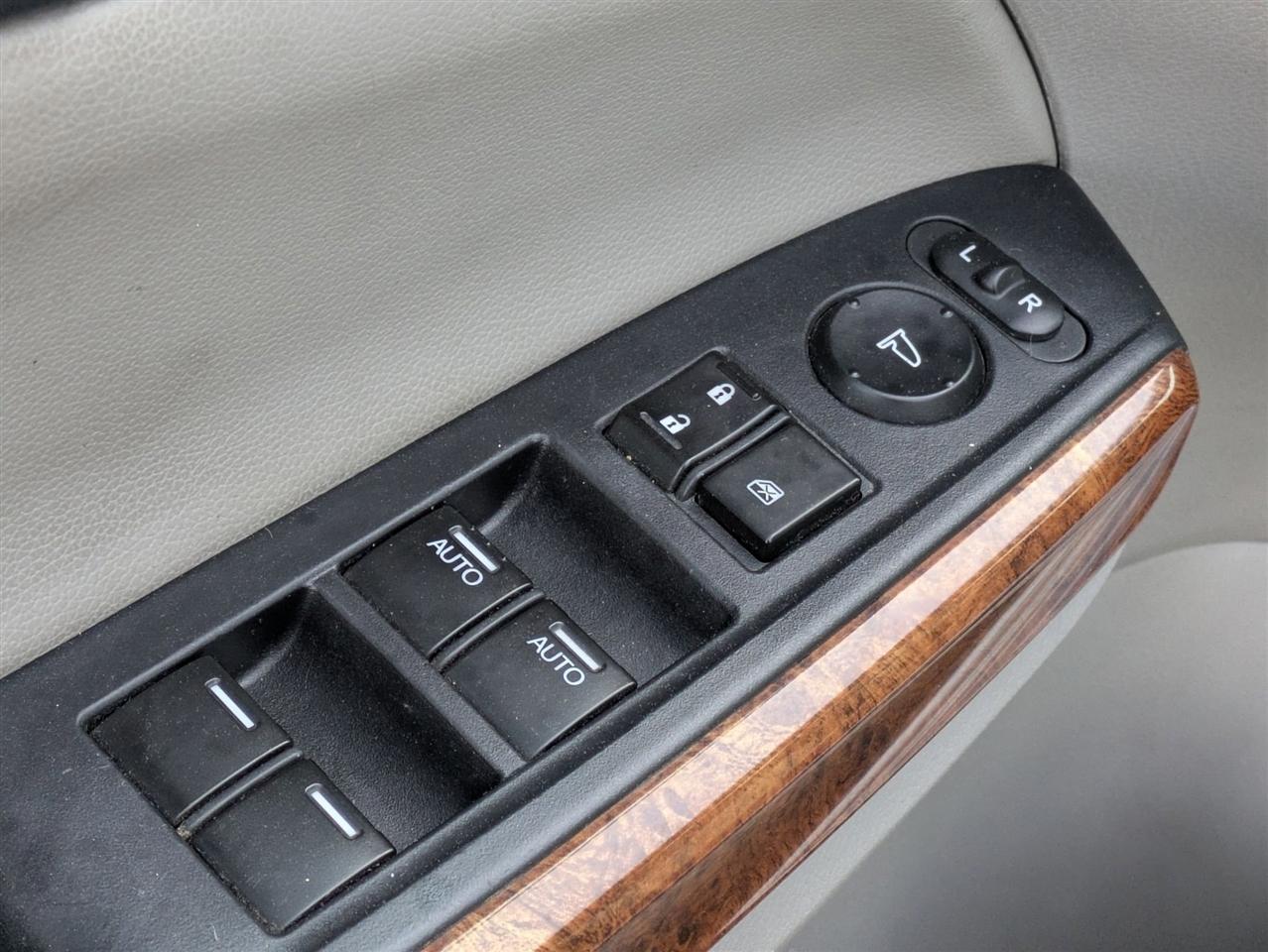 Honda Accord EX-L Sedan AT 2011