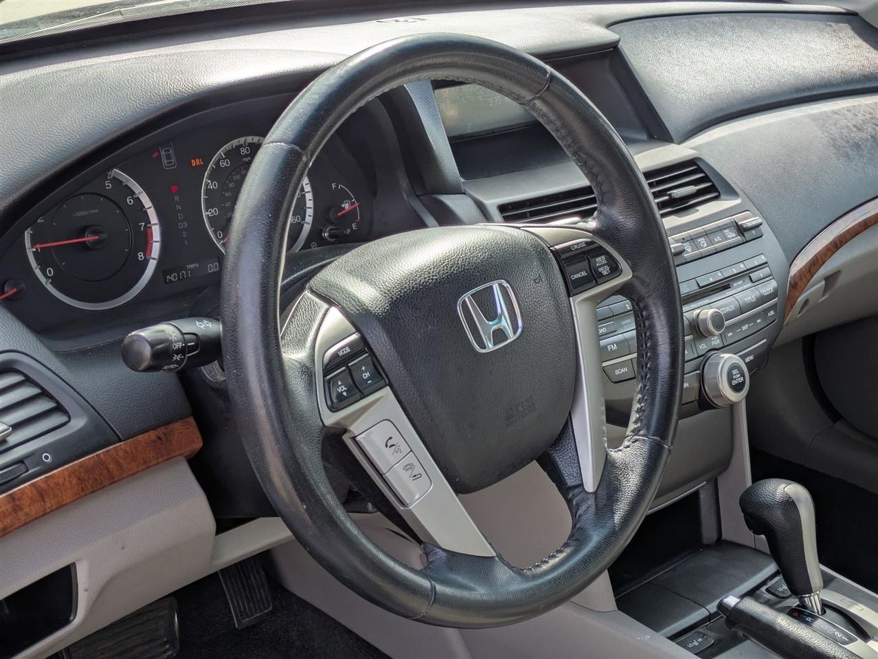 Honda Accord EX-L Sedan AT 2011