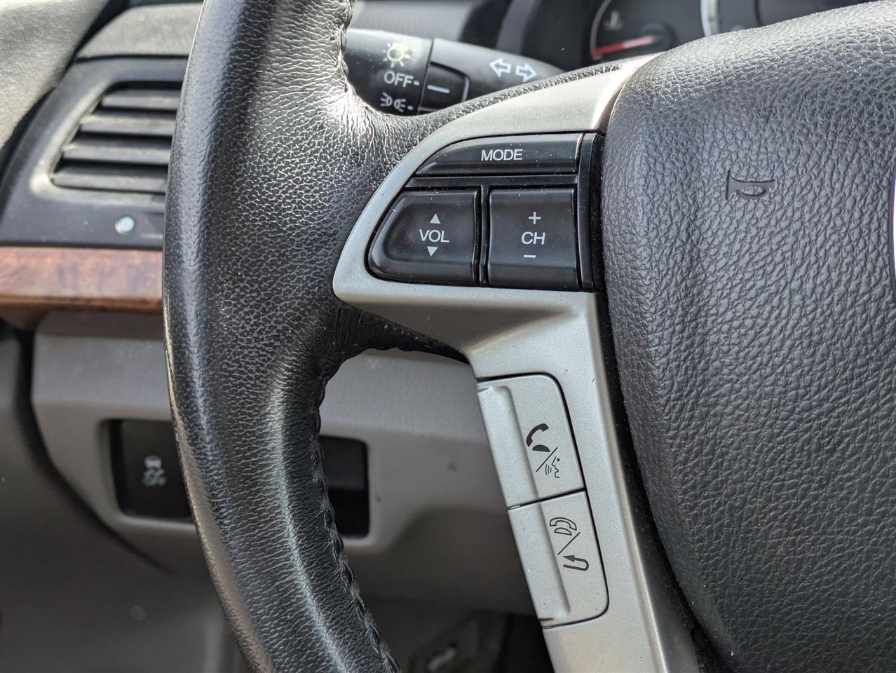 Honda Accord EX-L Sedan AT 2011