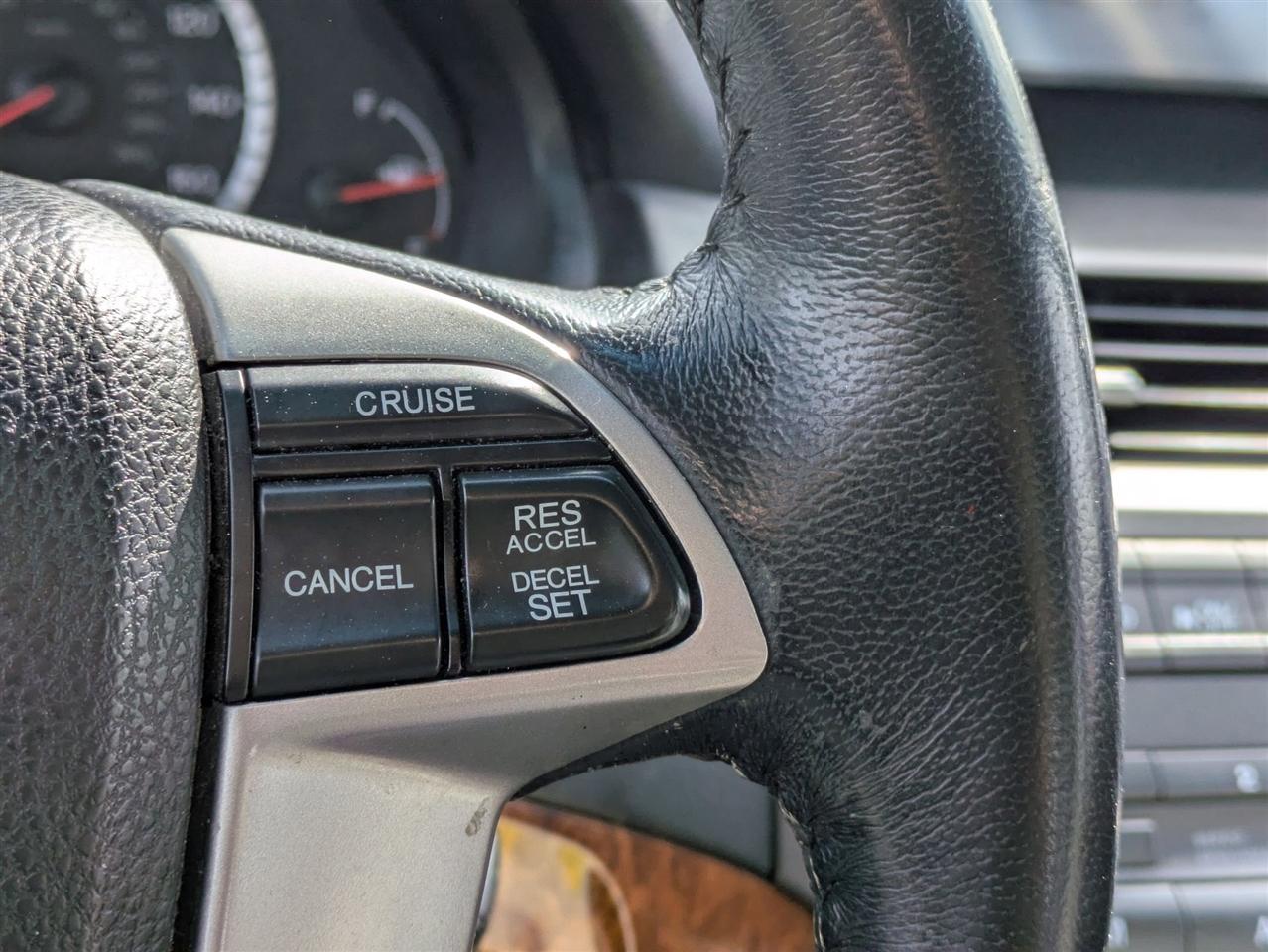 Honda Accord EX-L Sedan AT 2011