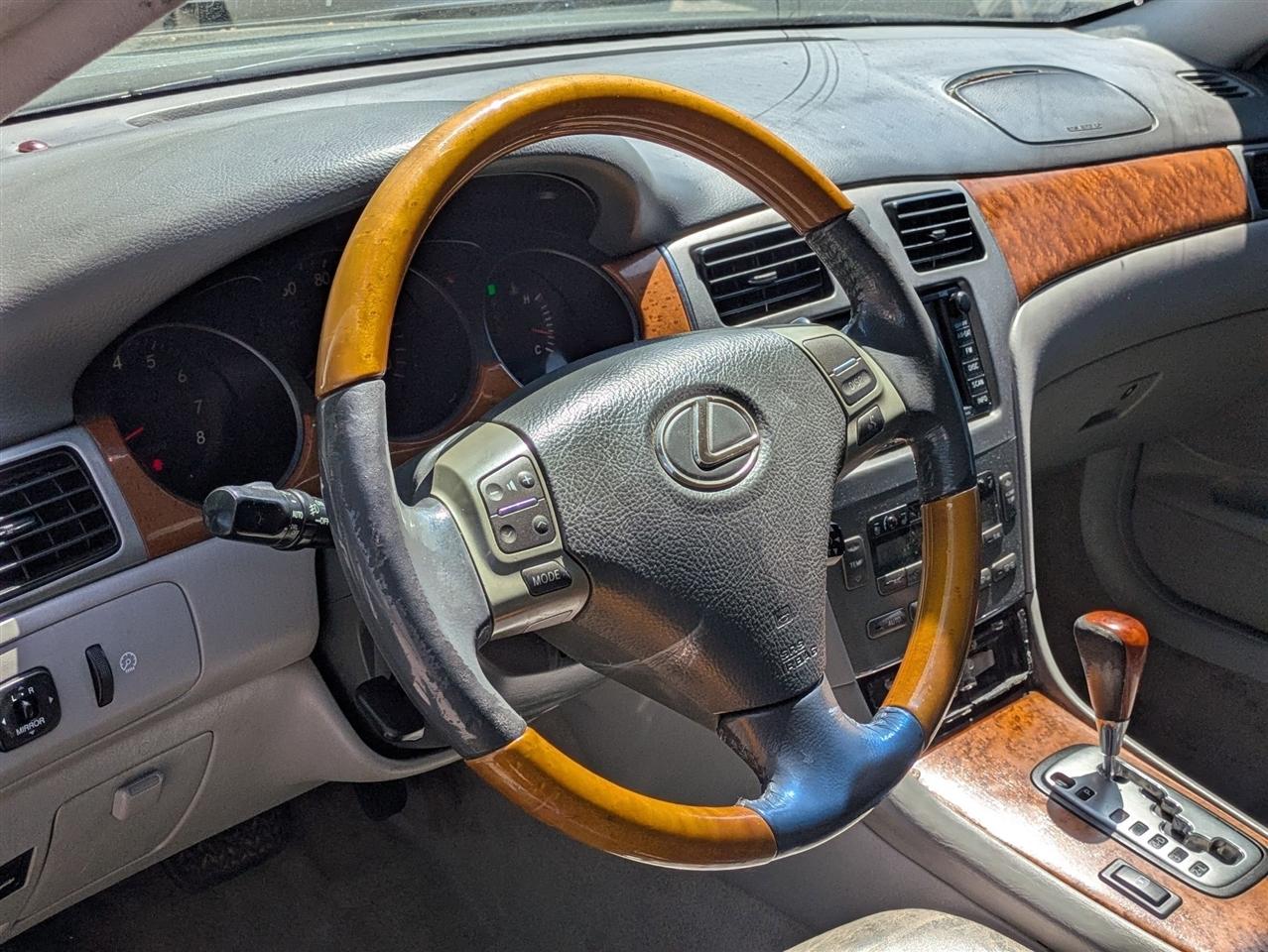 Lexus ES 330 Sedan 2005