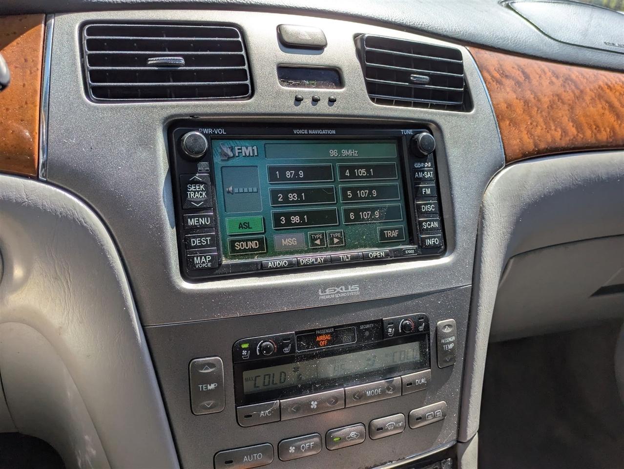 Lexus ES 330 Sedan 2005