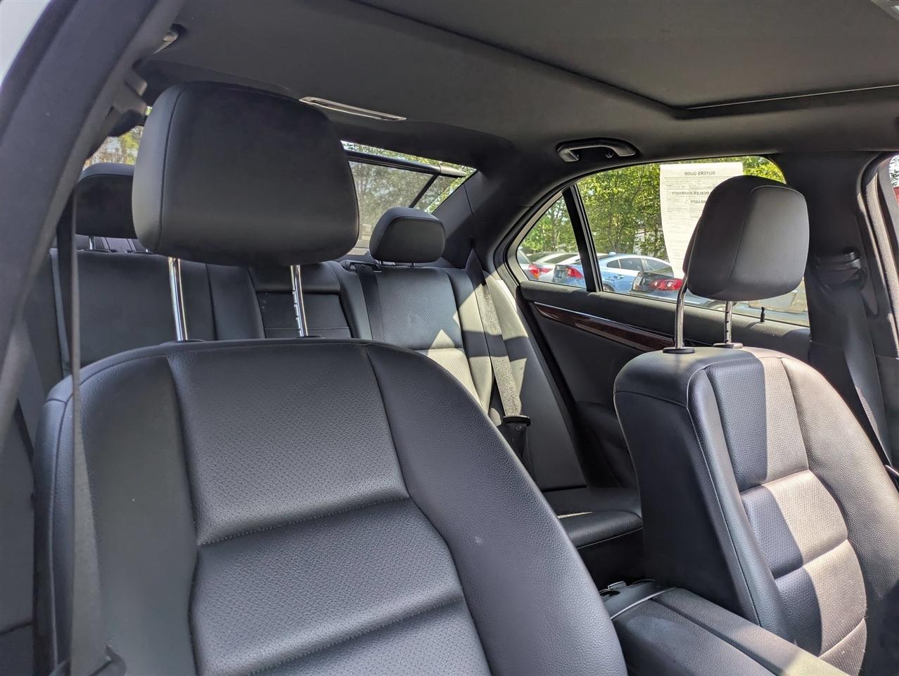 Mercedes-Benz C-Class C300 4MATIC Luxury Sedan 2011