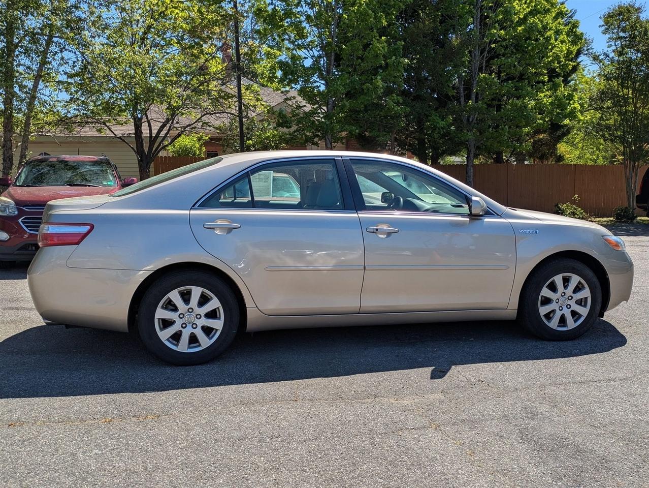 Toyota Camry Hybrid Sedan 2009