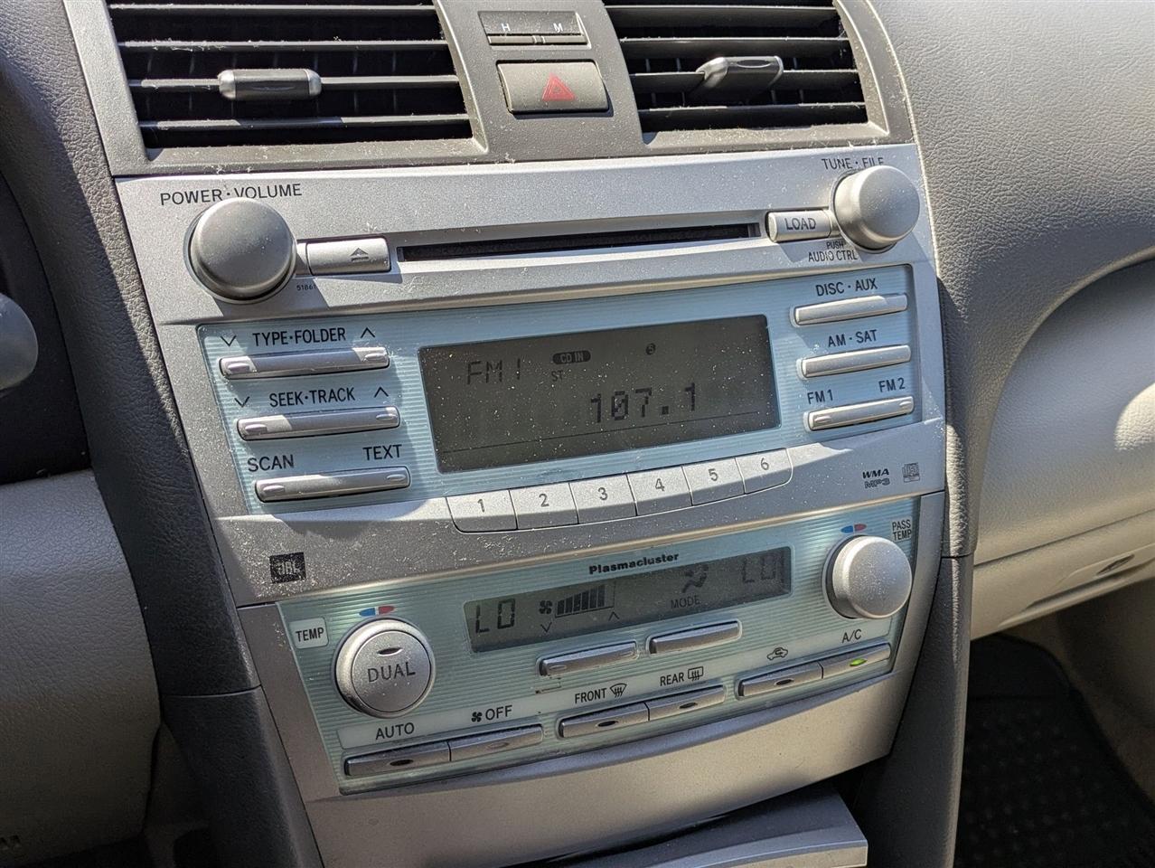 Toyota Camry Hybrid Sedan 2009