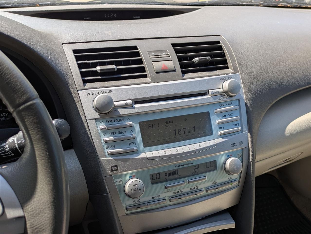 Toyota Camry Hybrid Sedan 2009