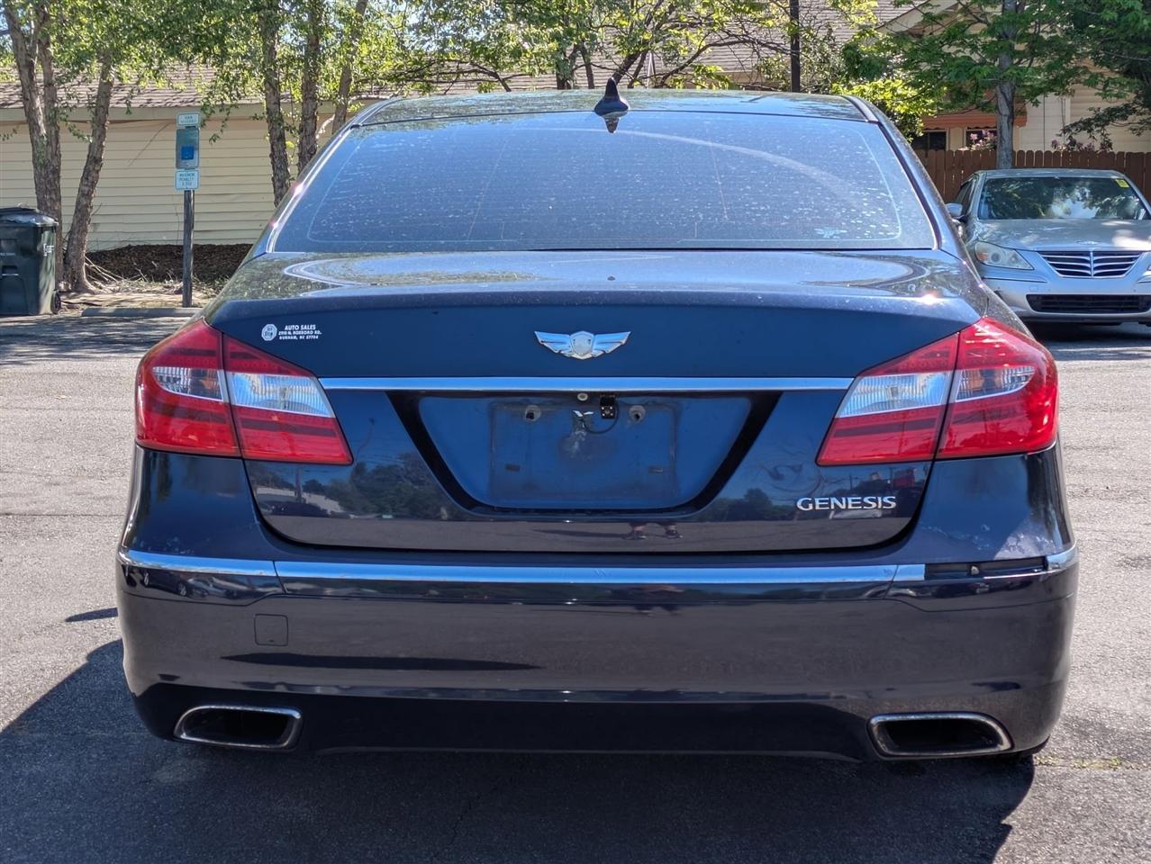 Hyundai Genesis 3.8L 2012