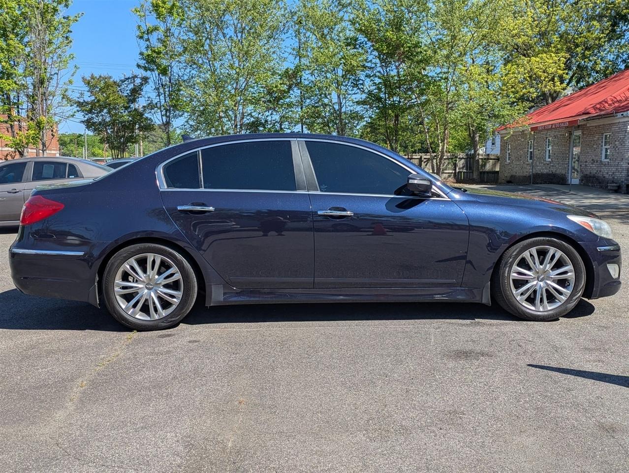 Hyundai Genesis 3.8L 2012