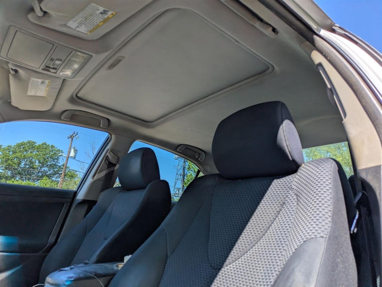 Toyota Camry Base 6-Spd AT 2011