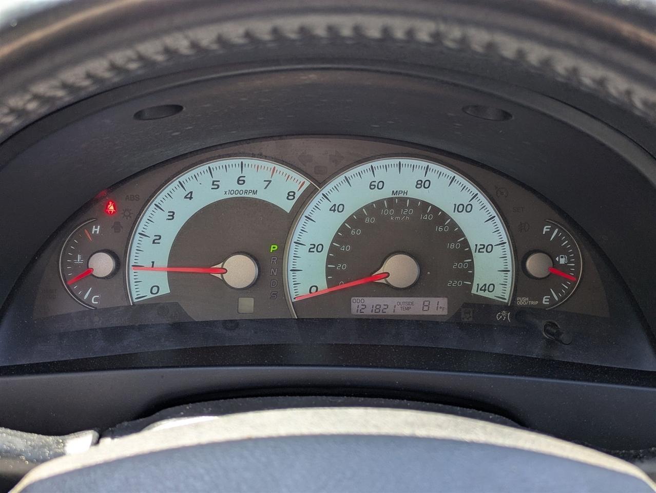 Toyota Camry Base 6-Spd AT 2011