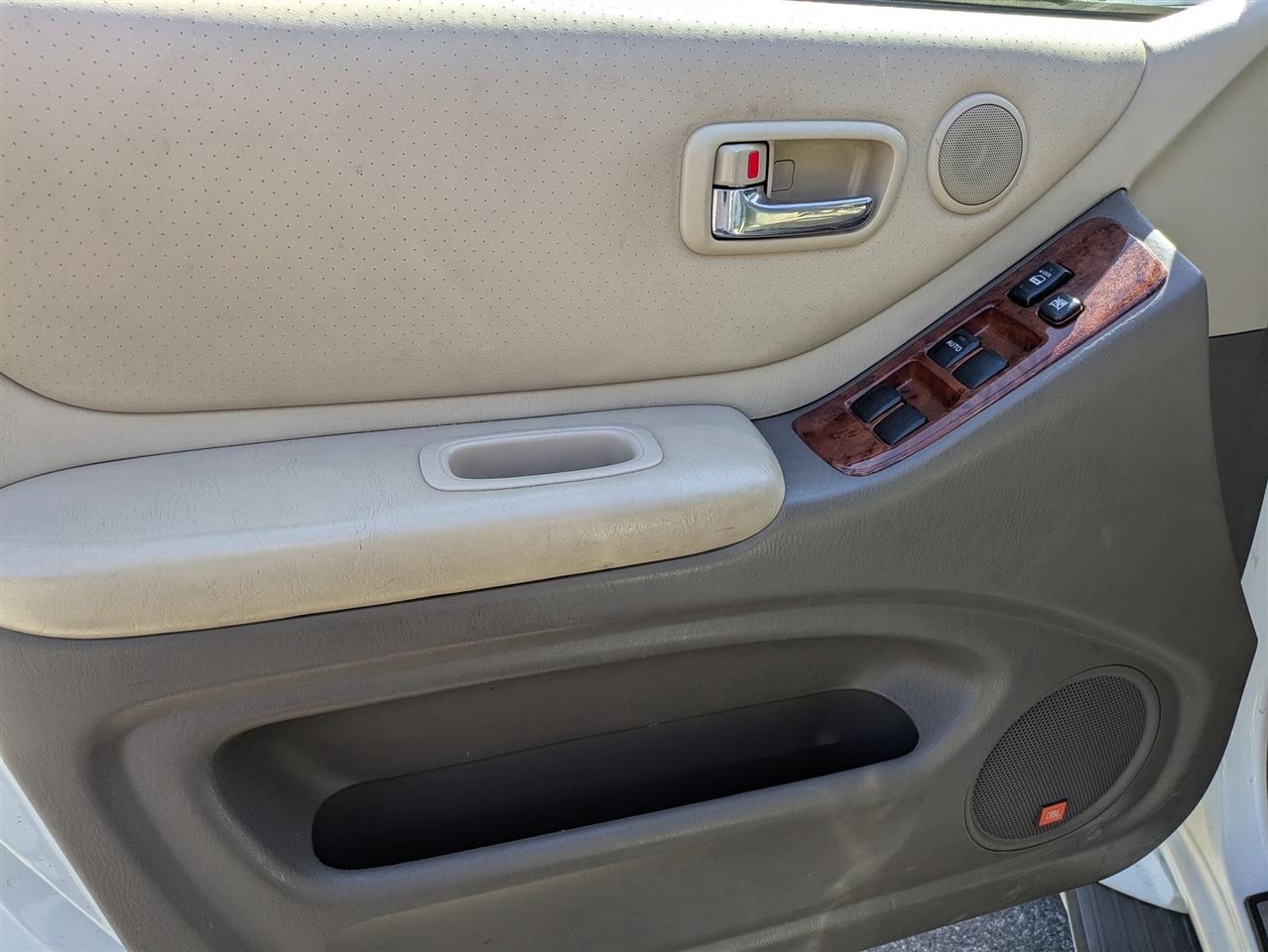 Toyota Highlander Limited V6 4WD 2006