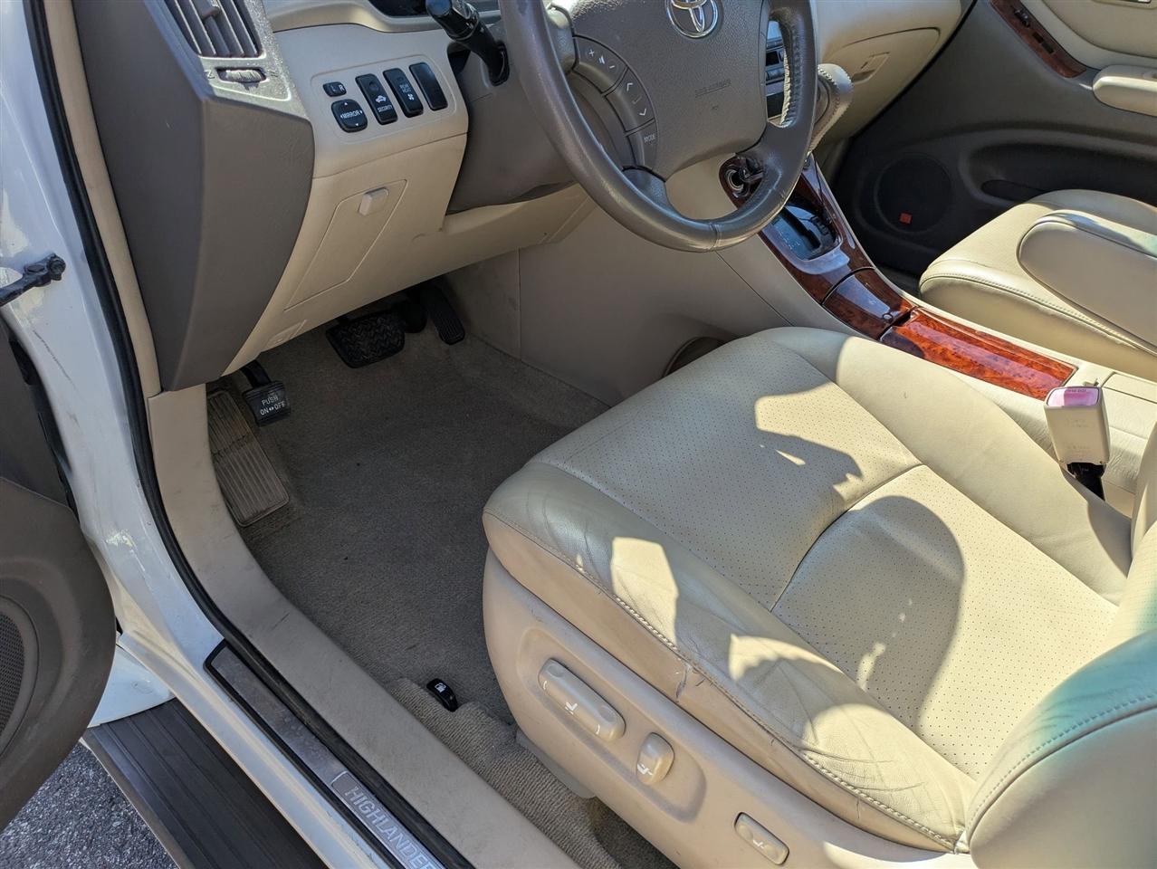 Toyota Highlander Limited V6 4WD 2006