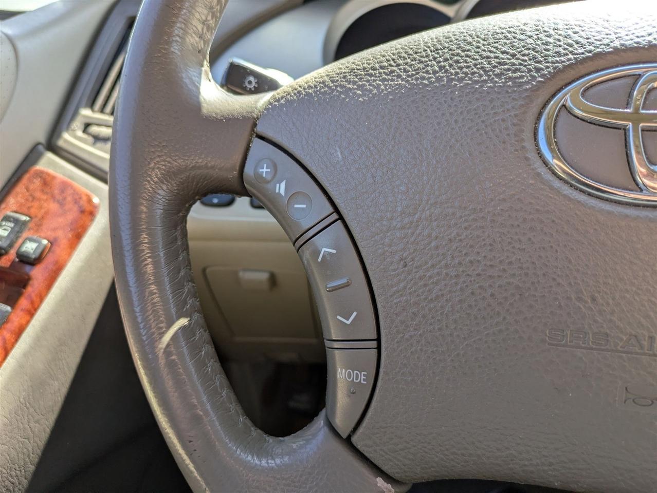 Toyota Highlander Limited V6 4WD 2006