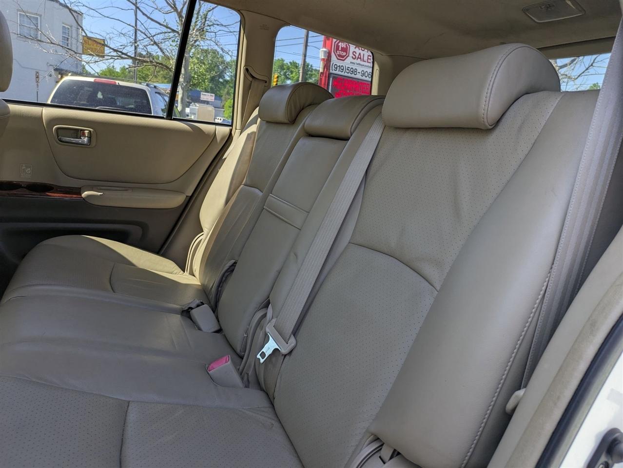 Toyota Highlander Limited V6 4WD 2006