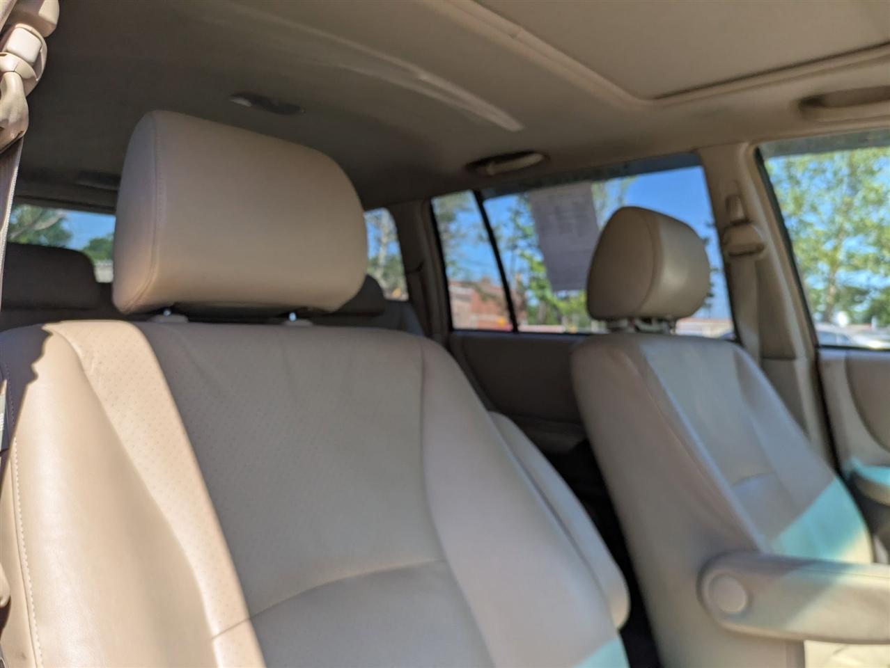 Toyota Highlander Limited V6 4WD 2006