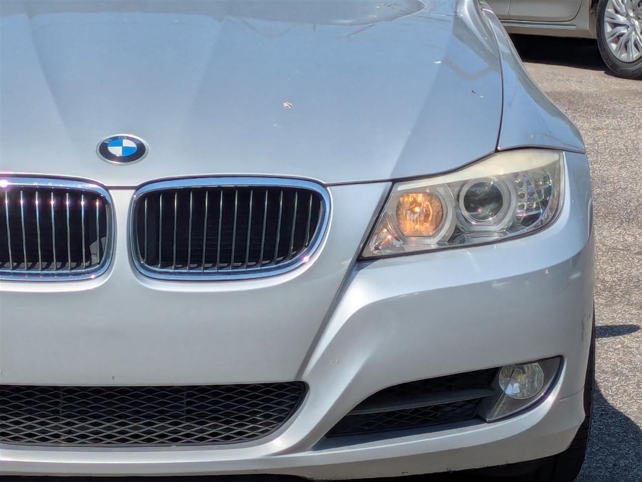 BMW 3-Series 328i 2009