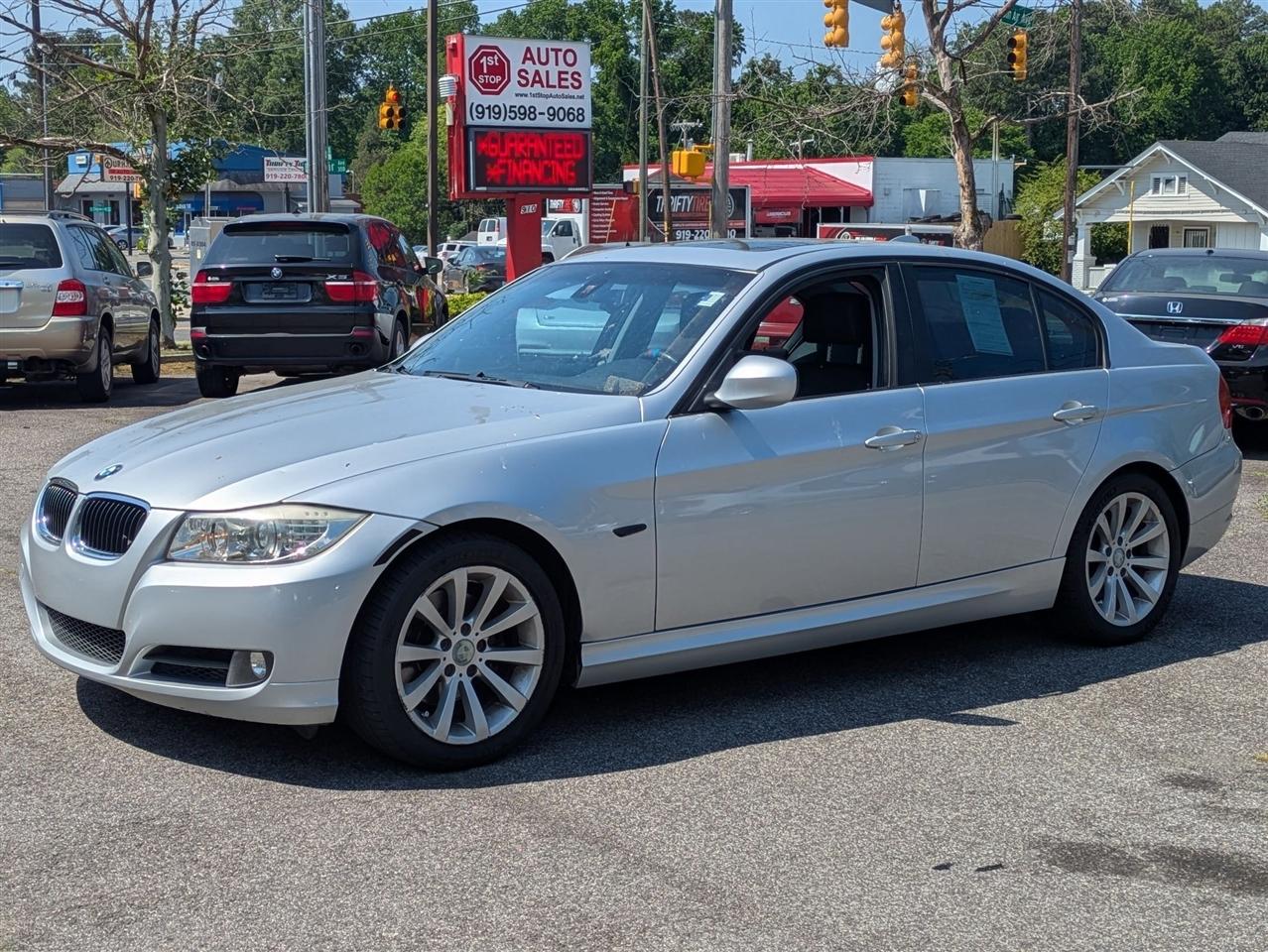 BMW 3-Series 328i 2009