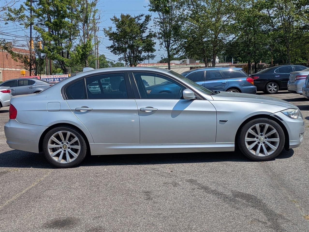 BMW 3-Series 328i 2009