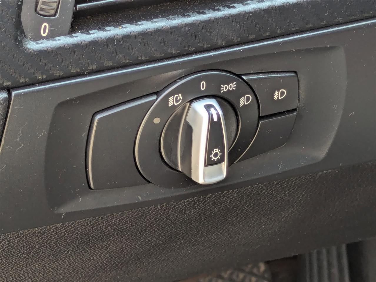 BMW 3-Series 328i 2009