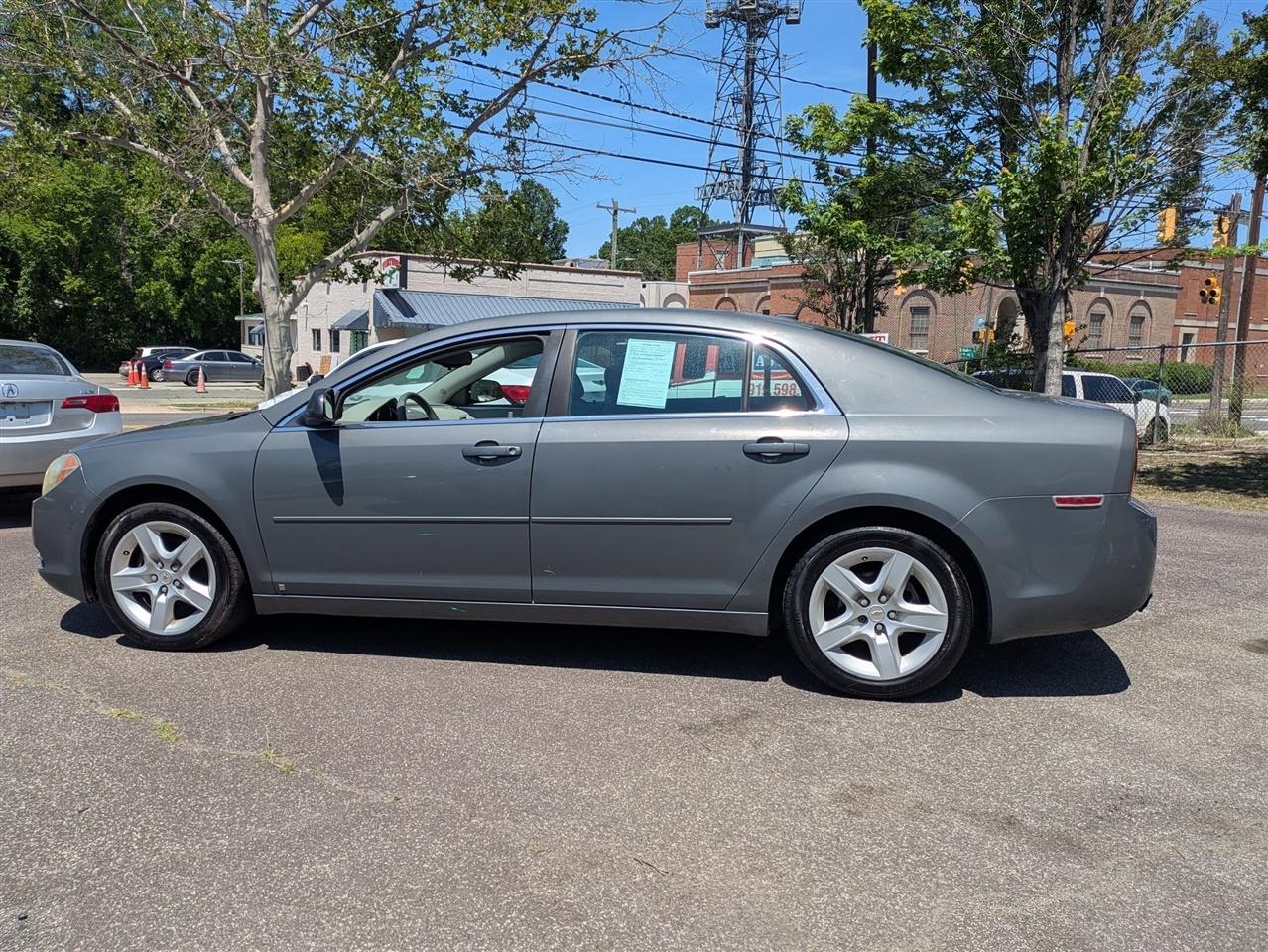 Chevrolet Malibu LS 2009